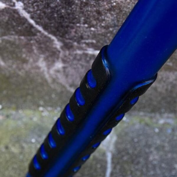 Ice Axe - 63 cm - Blue