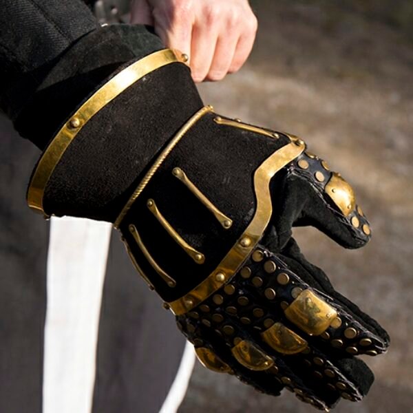 Hourglass Gauntlets - Black