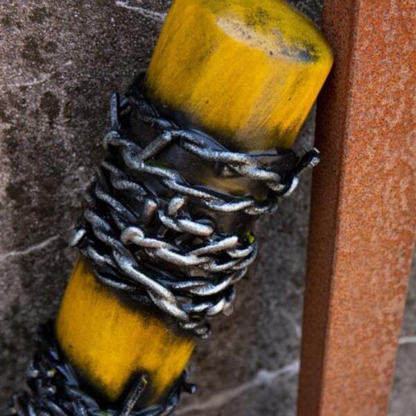 Barbed Wire Bat - 80 cm - Yellow