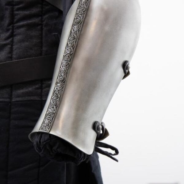 Nordic bracers